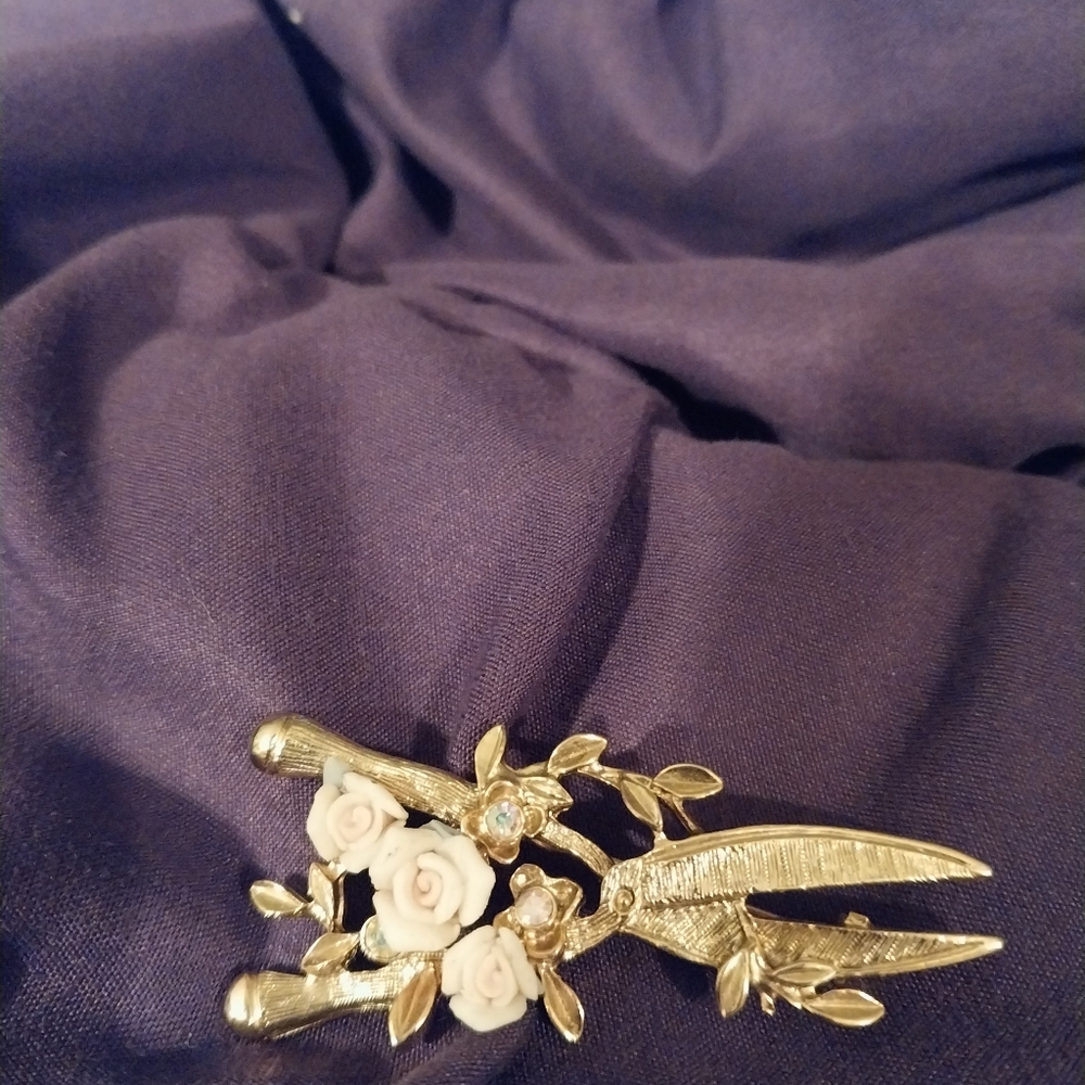 Brooch